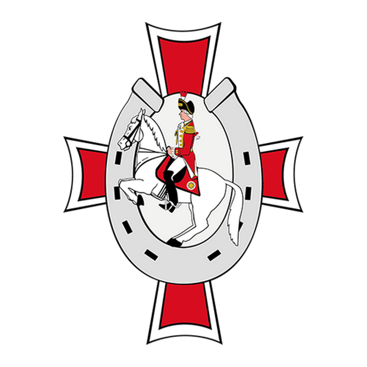 Das Logo der Kavallerie zeigt einen Ehrengardisten auf einem Pferd vor einem Hufeisen im Hintergrund befindet sich ein Kreuz